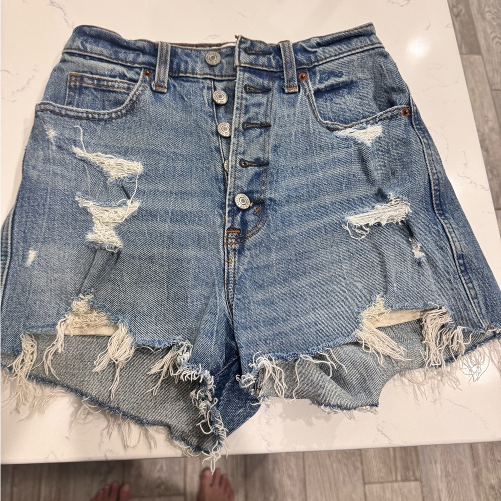 Abercrombie Ultra High Rise Mom Short